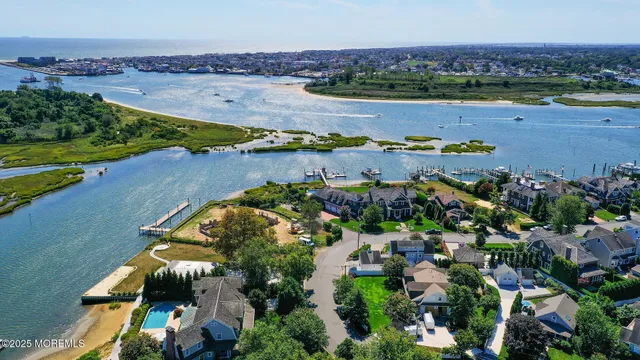 $2,100,000 | 17 Crescent Drive, Brielle, NJ 08730