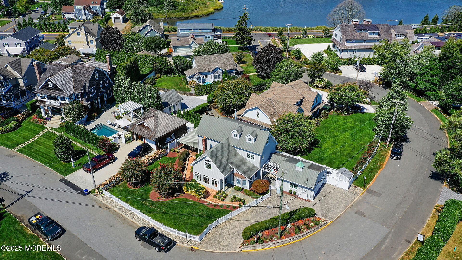 17 Crescent Drive Brielle, NJ 08730 - Photo 5 of 52 17 Crescent Dr Brielle NJ 08730 USA-010-