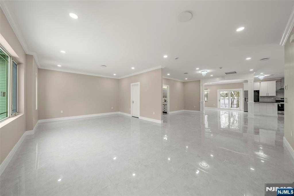 25 East Winant Avenue Ridgefield Park, NJ 07660 - Photo 11 of 46