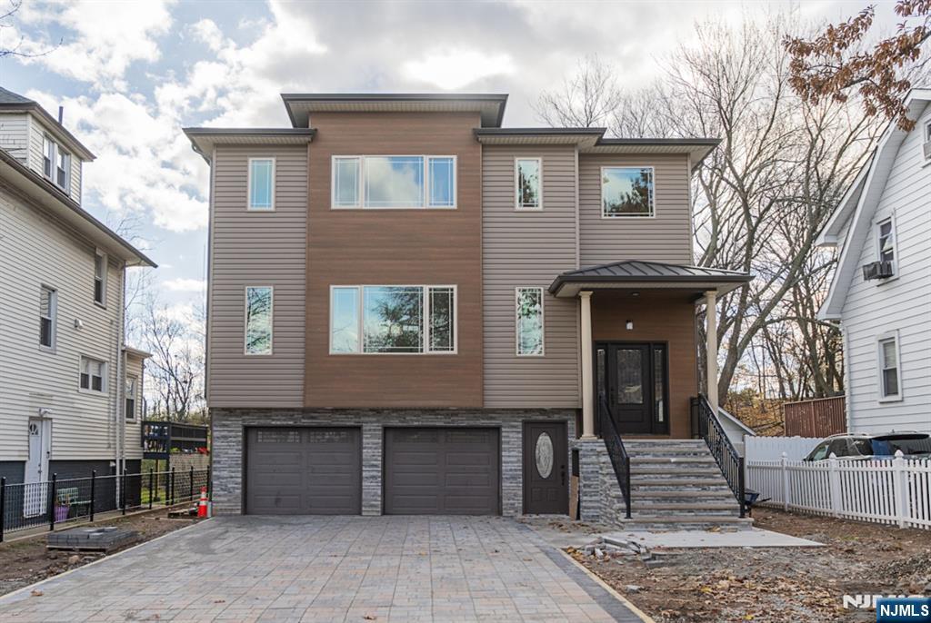 25 East Winant Avenue Ridgefield Park, NJ 07660 - Photo 2 of 46