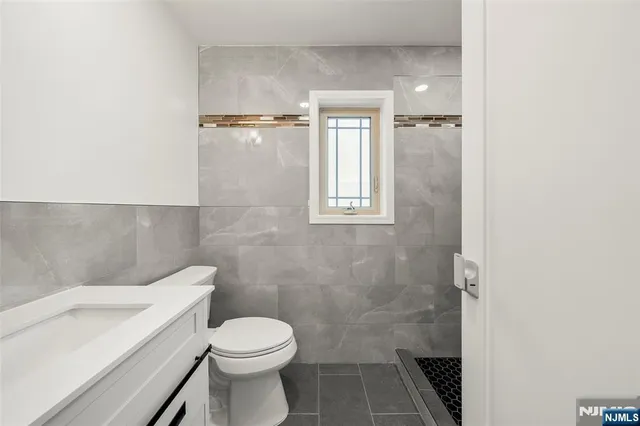 a view of a storage & utility room