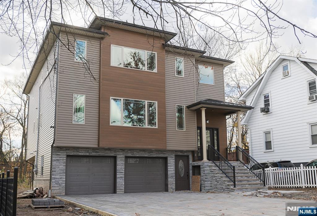 25 East Winant Avenue Ridgefield Park, NJ 07660 - Photo 3 of 45