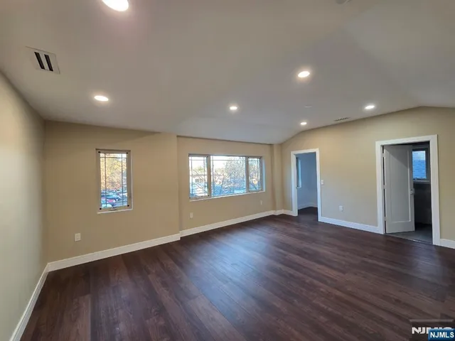 $1,418,888 | 25 East Winant Avenue, Ridgefield Park, NJ 07660