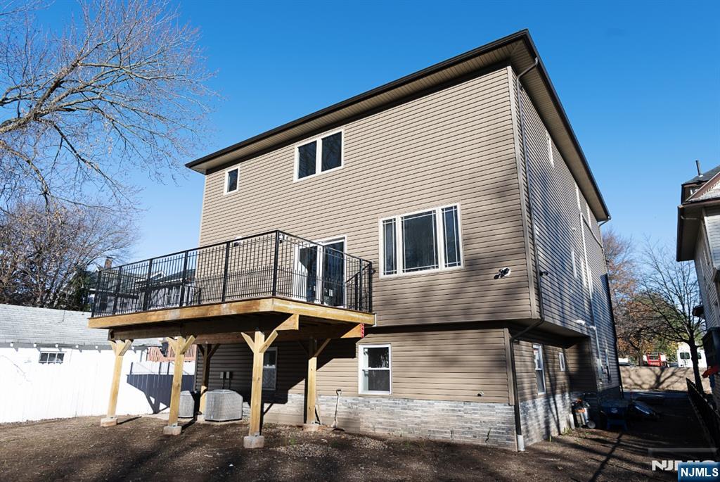 25 East Winant Avenue Ridgefield Park, NJ 07660 - Photo 41 of 45