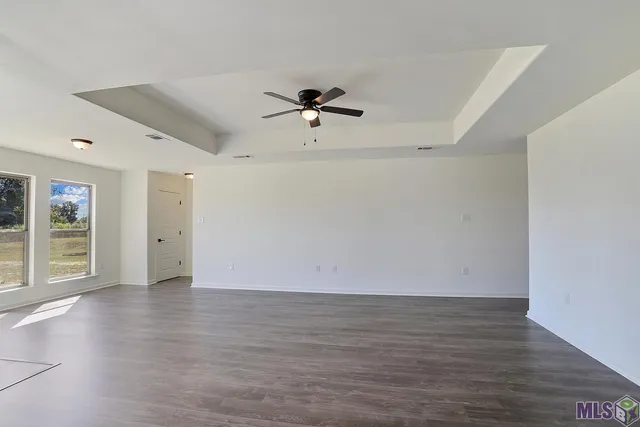 $274,900 | 1192 Marlena Meadows Drive, Gonzales, LA 70737