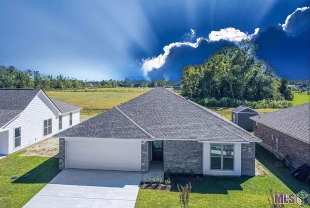 $274,900 | 1192 Marlena Meadows Drive, Gonzales, LA 70737