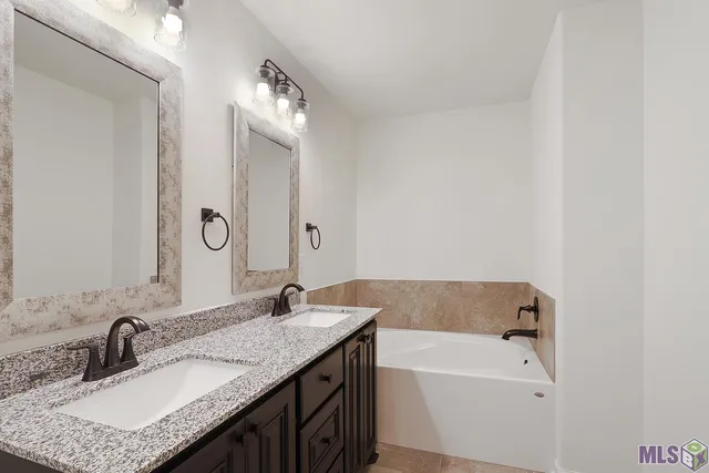 $274,900 | 1192 Marlena Meadows Drive, Gonzales, LA 70737