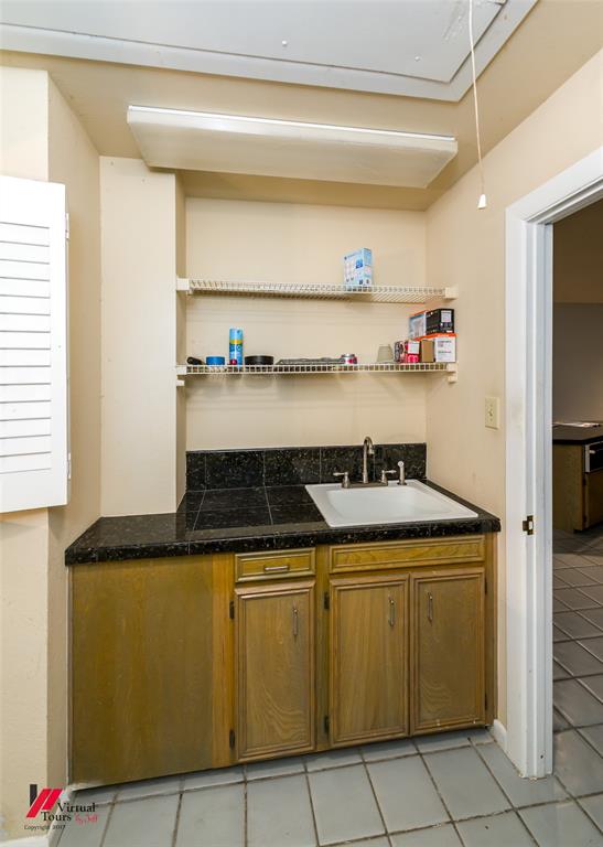 300 Pierremont Road, Unit 40 Shreveport, LA 71106 - Photo 19 of 34 Functional space featuring space for a coffee bar, etc.