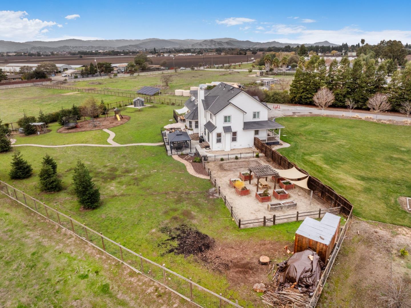 2760 Leavesley Road Gilroy, CA 95020 - Photo 63 of 77