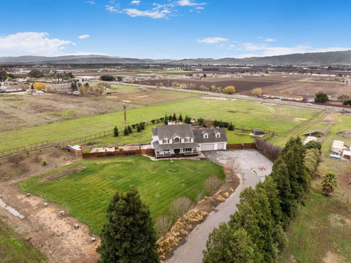 2760 Leavesley Road Gilroy, CA 95020 - Photo 66 of 77