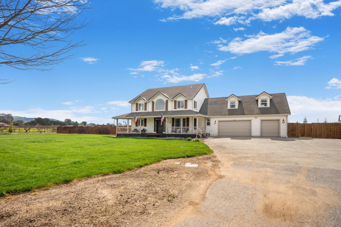 2760 Leavesley Road Gilroy, CA 95020 - Photo 68 of 77 a front view of a house with a garden and yard