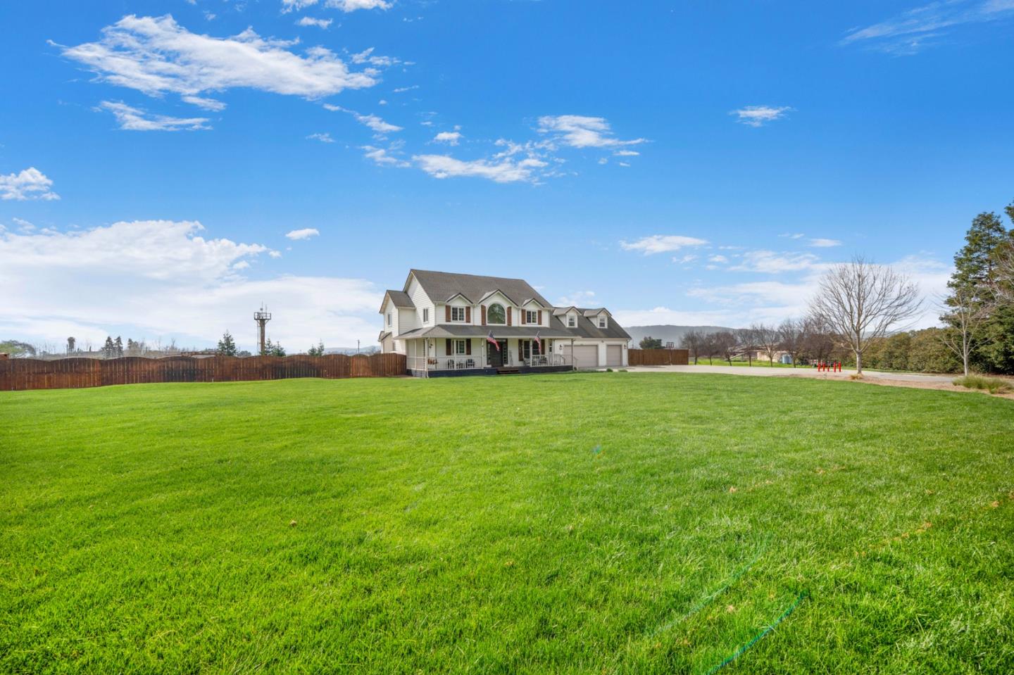 2760 Leavesley Road Gilroy, CA 95020 - Photo 69 of 77 a view of a green field