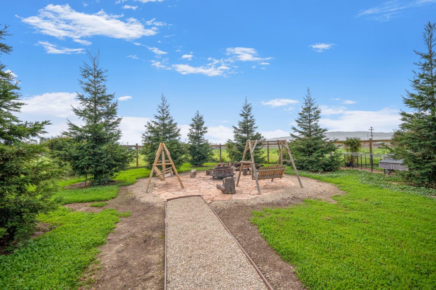 2760 Leavesley Road Gilroy, CA 95020 - Photo 75 of 77