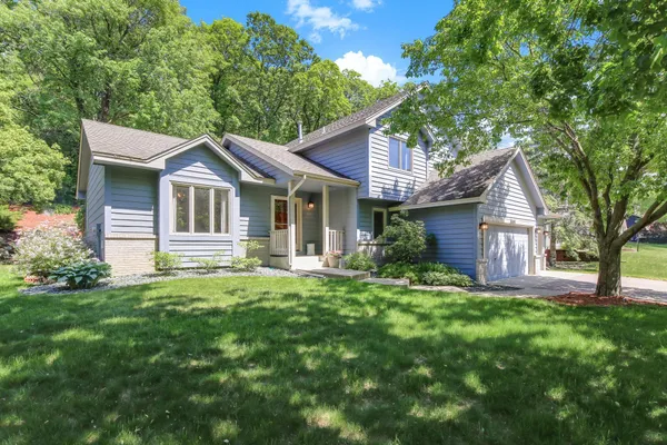 $499,900 | 15505 Bryant Avenue South, Burnsville, MN 55306