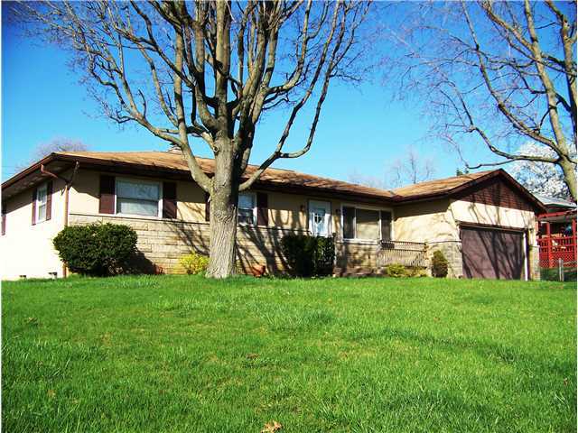 1034 Garden Road Columbus, OH 43224 - Photo 1 of 18 Gallery Image 1