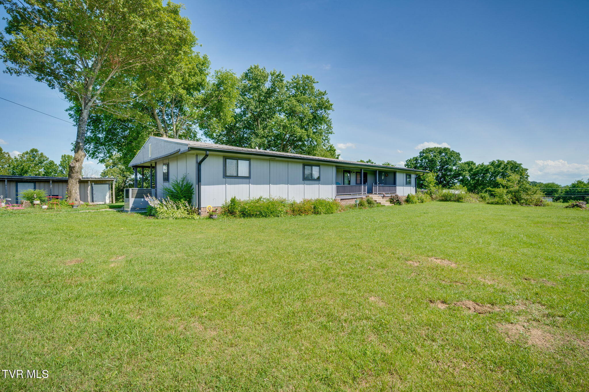 100 Democrat Road Mohawk, TN 37810 - Photo 2 of 35 002
