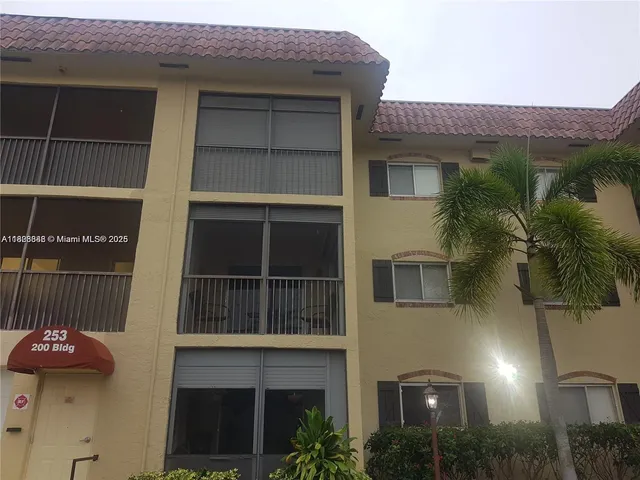 $149,000 | 253 South Cypress Road, Unit 237, Pompano Beach, FL 33060