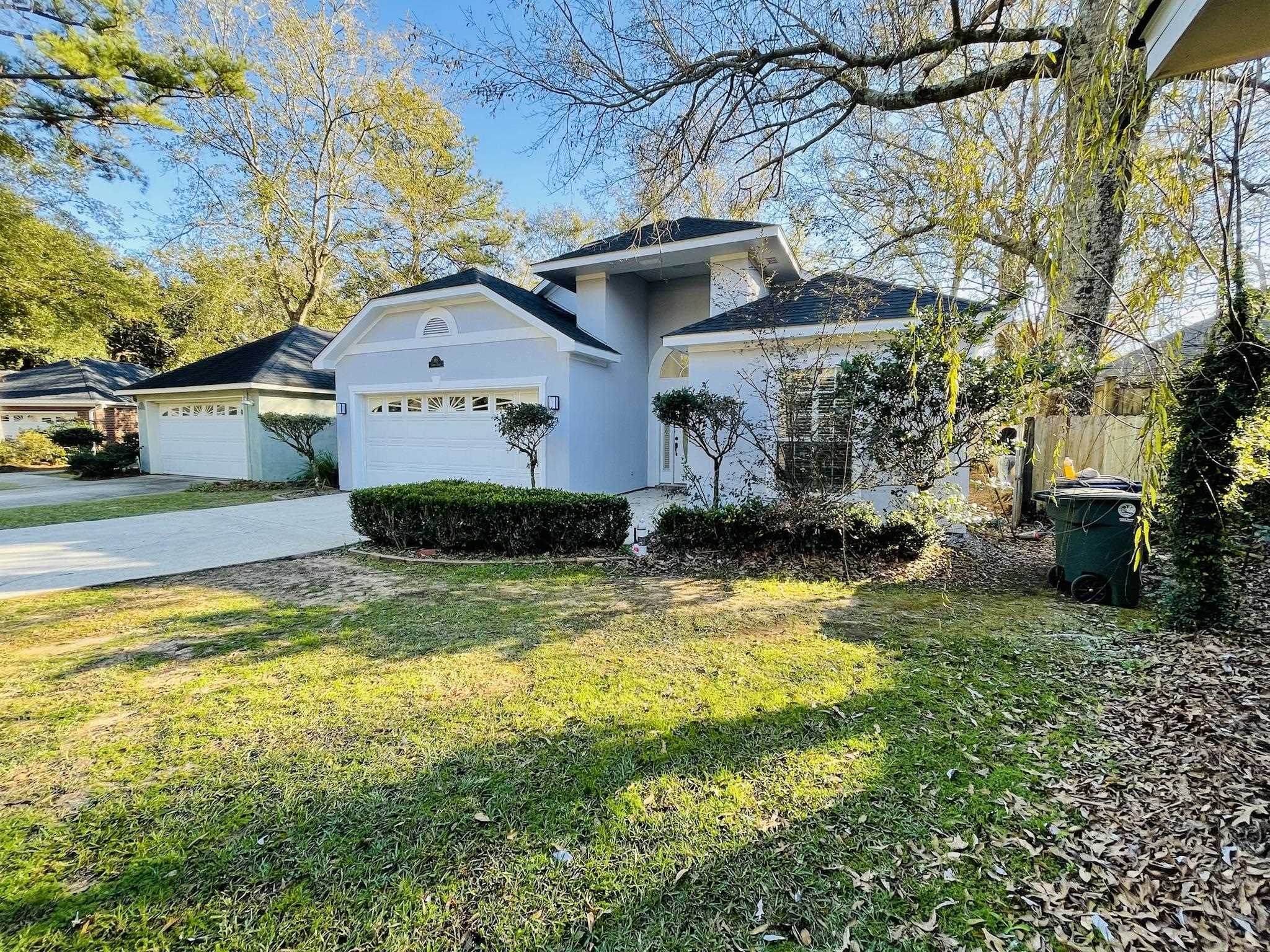 112 Laurel Place Daphne, AL 36526 - Photo 2 of 37