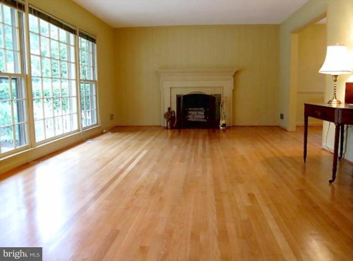 5507 Pollard Road Bethesda, MD 20816 - Photo 23 of 23 Living Room