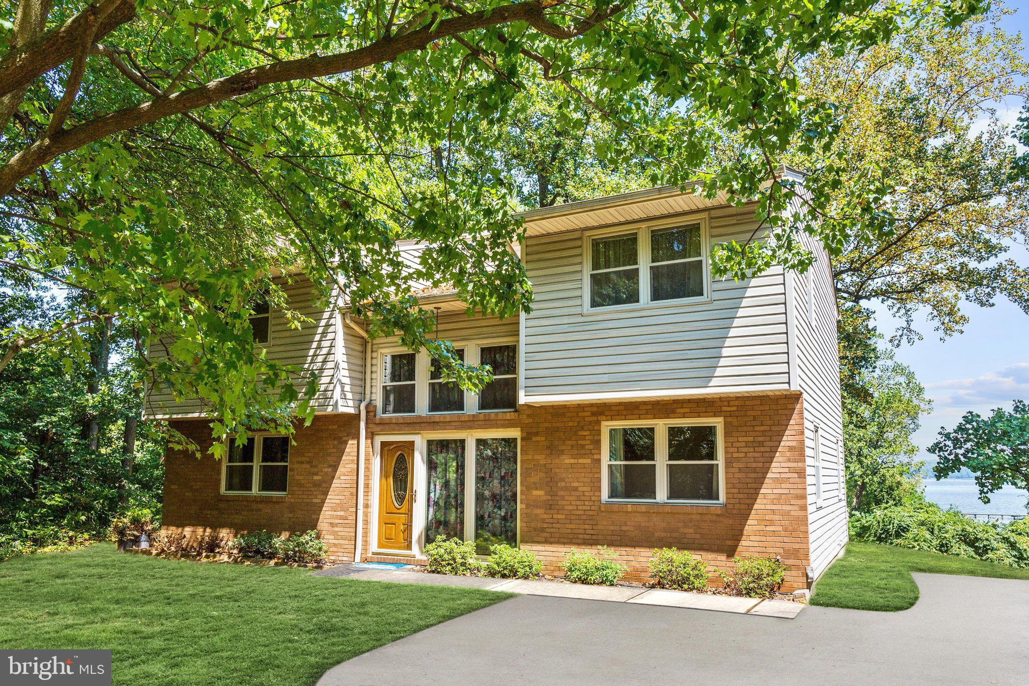 511 Edgewater Road Pasadena, MD 21122 - Photo 1 of 23 Welcome to 511 Edgewater Road!