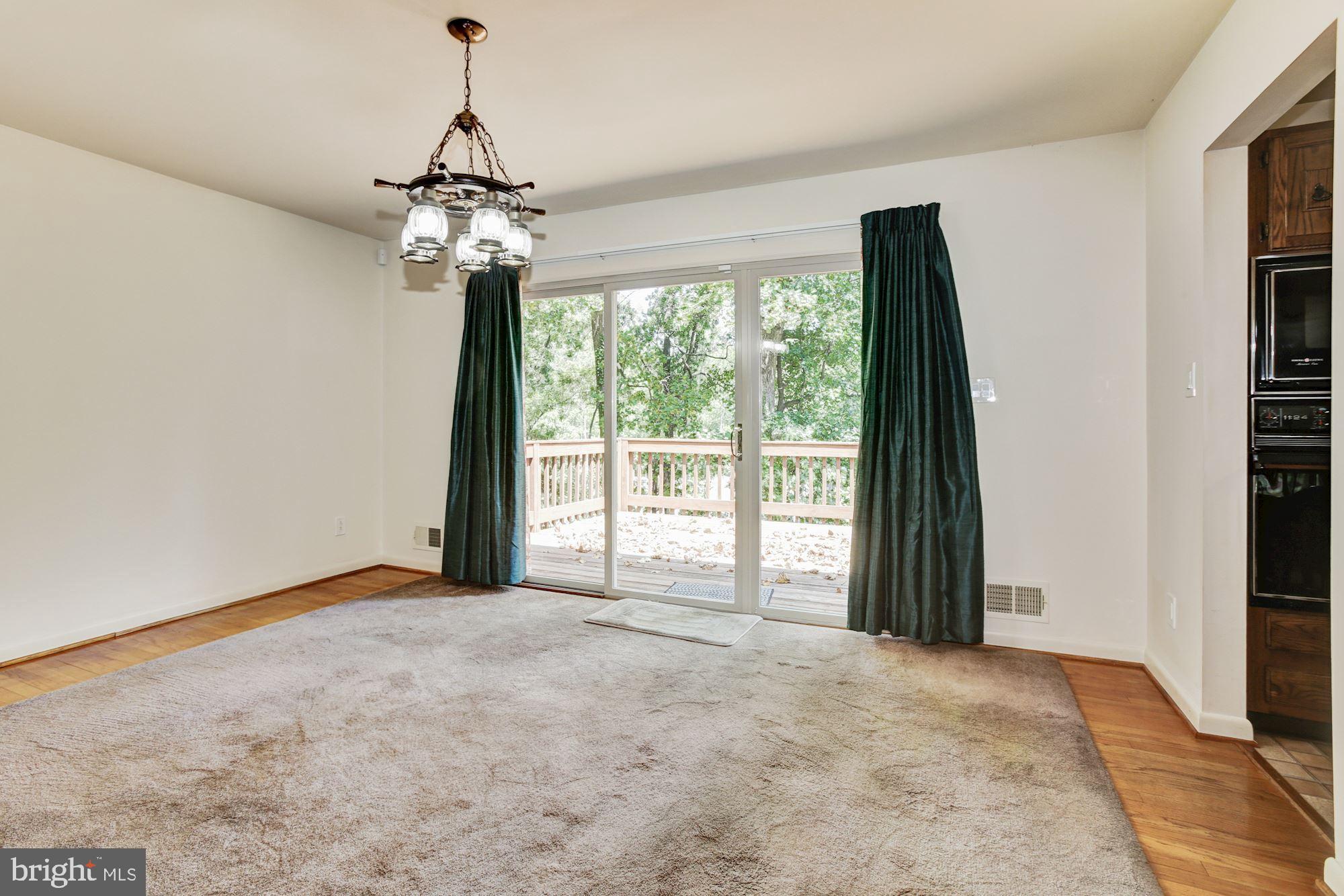511 Edgewater Road Pasadena, MD 21122 - Photo 5 of 23 Dining Room