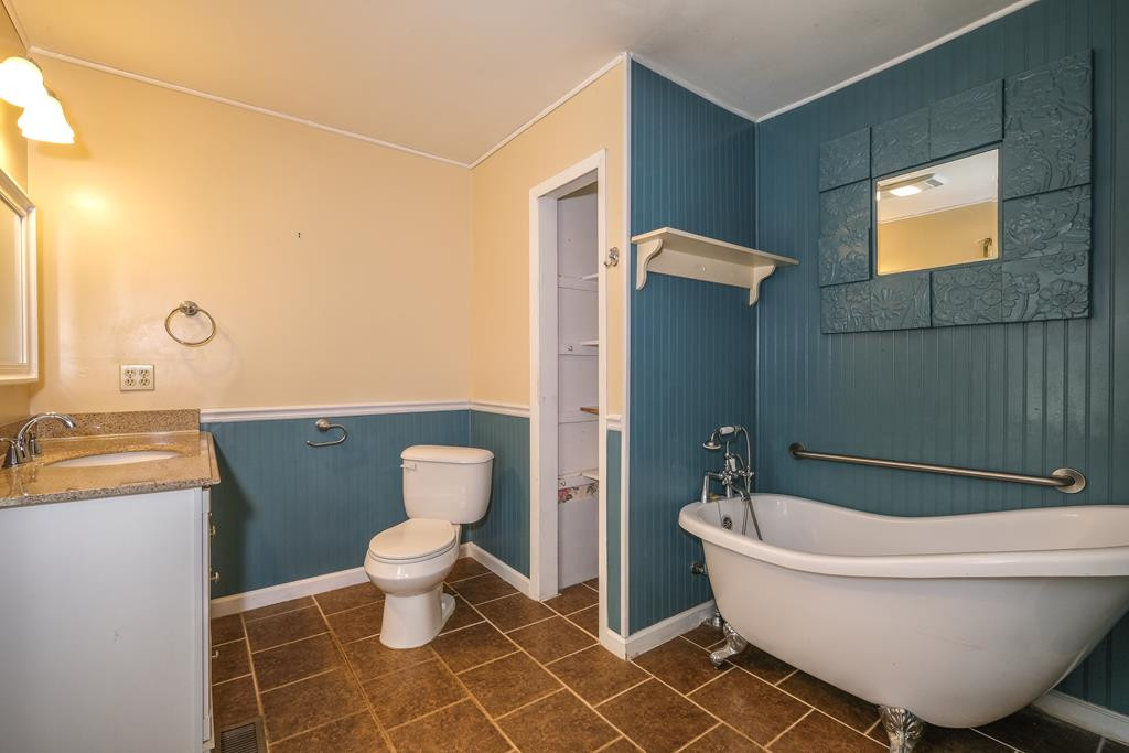 255 Thompson Hollow Road Murphy, NC 28906 - Photo 26 of 78 Gallery Image 26