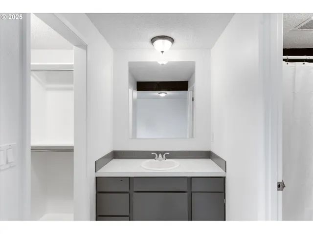 $420,000 | 9 Lee Place, Longview, WA 98632