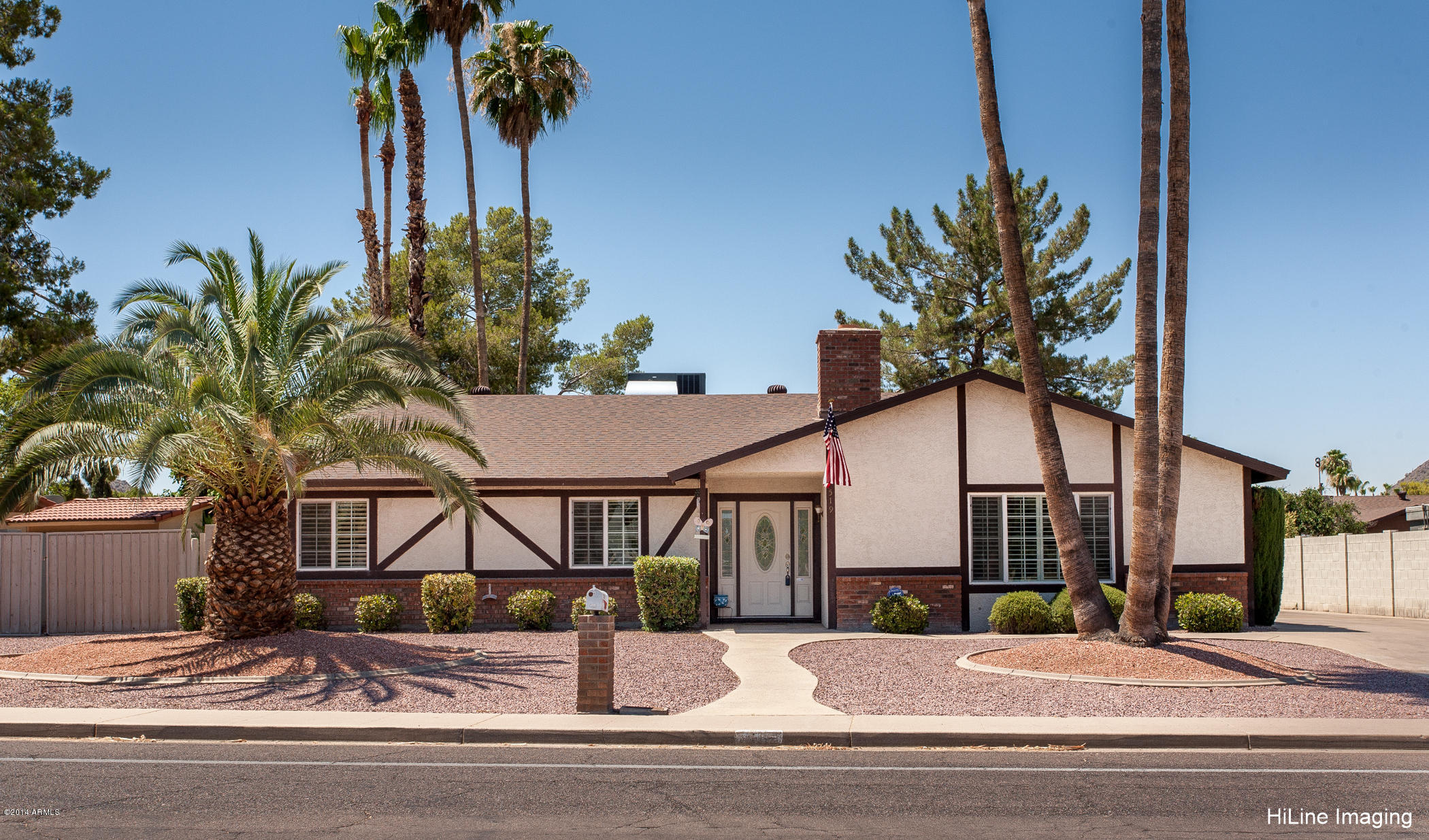 519 East Winged Foot Road Phoenix, AZ 85022 - Photo 2 of 29 Winged Foot-2