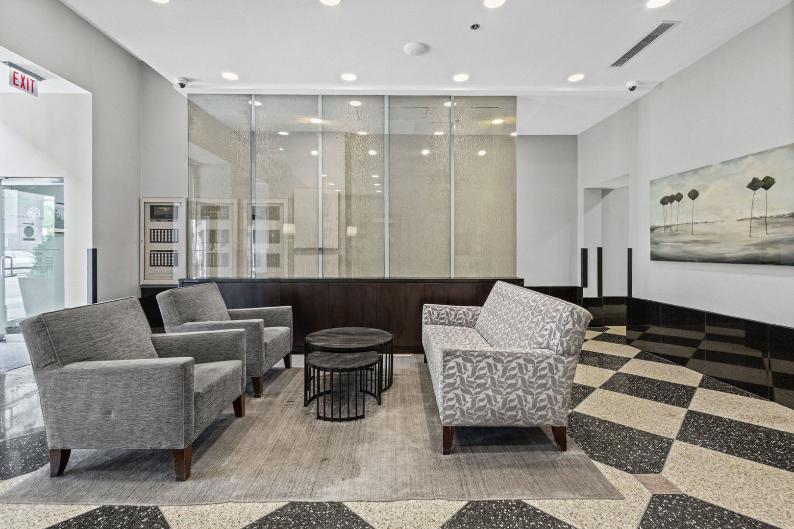 111 West Maple Street, Unit 1807 Chicago, IL 60610 - Photo 5 of 36