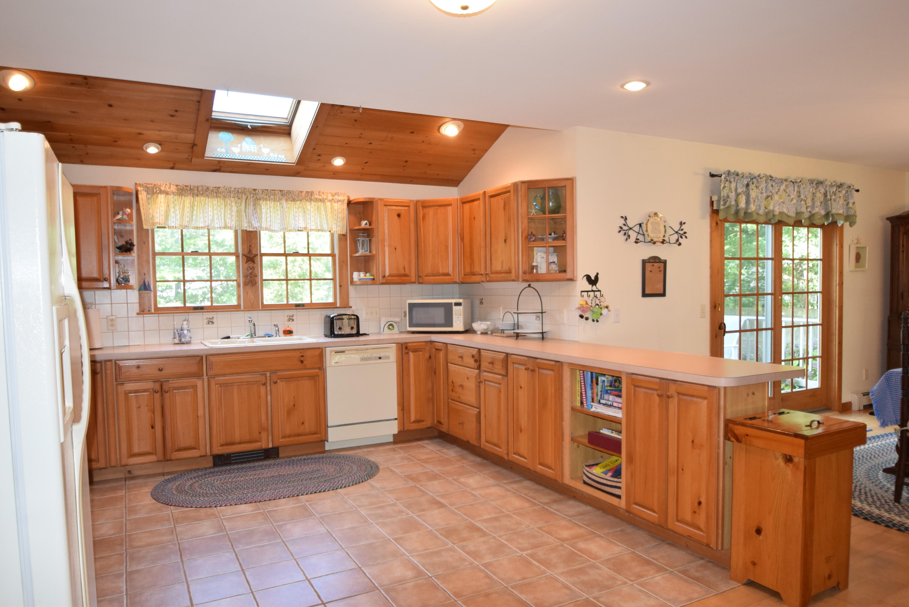 48 Scarborough Road Brewster, MA 02631 - Photo 3 of 22 48Scarborough K1