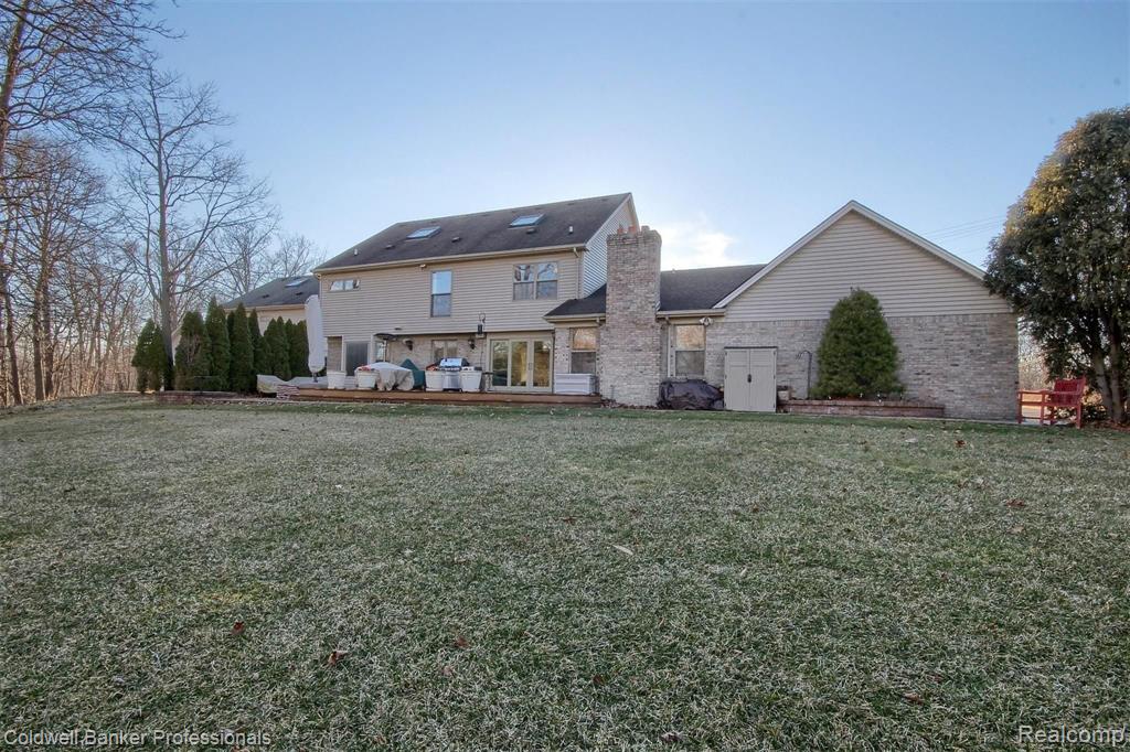 23285 Meridian Road Grosse Ile, MI 48138 - Photo 40 of 53