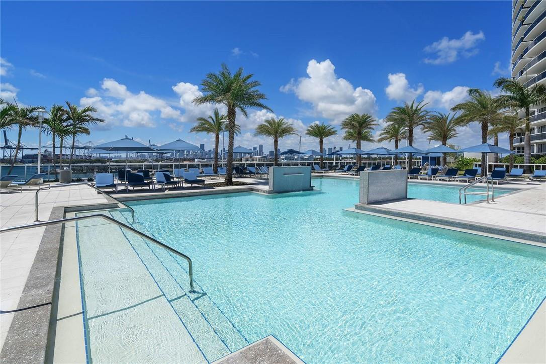 400 Alton Road, Unit 2208 Miami Beach, FL 33139 - Photo 19 of 20 Photo 19