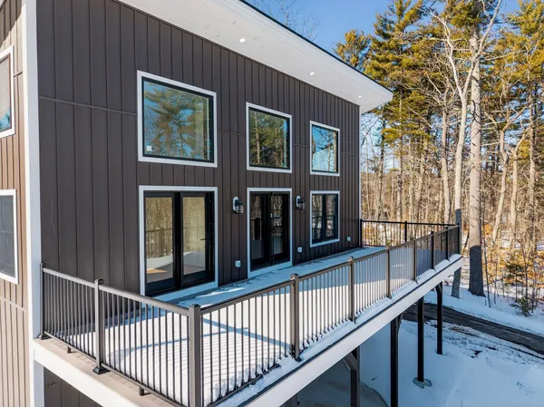 $999,000 | 676 Sebago Road, Sebago, ME 04029