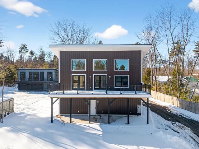 $999,000 | 676 Sebago Road, Sebago, ME 04029