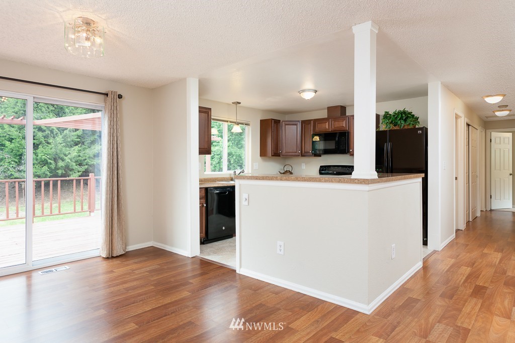 20710 14th Drive Southeast Bothell, WA 98012 - Photo 7 of 16