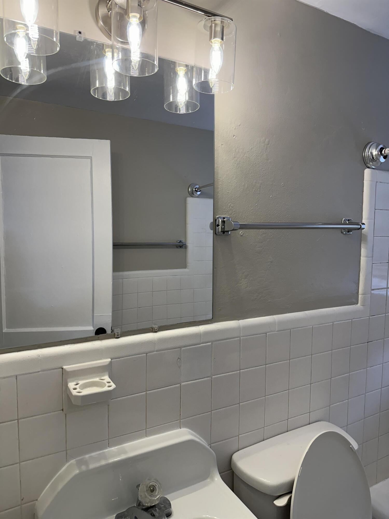 1716 Grandin Road Southwest, Unit 7 Roanoke, VA 24015 - Photo 14 of 15 IMG_3925