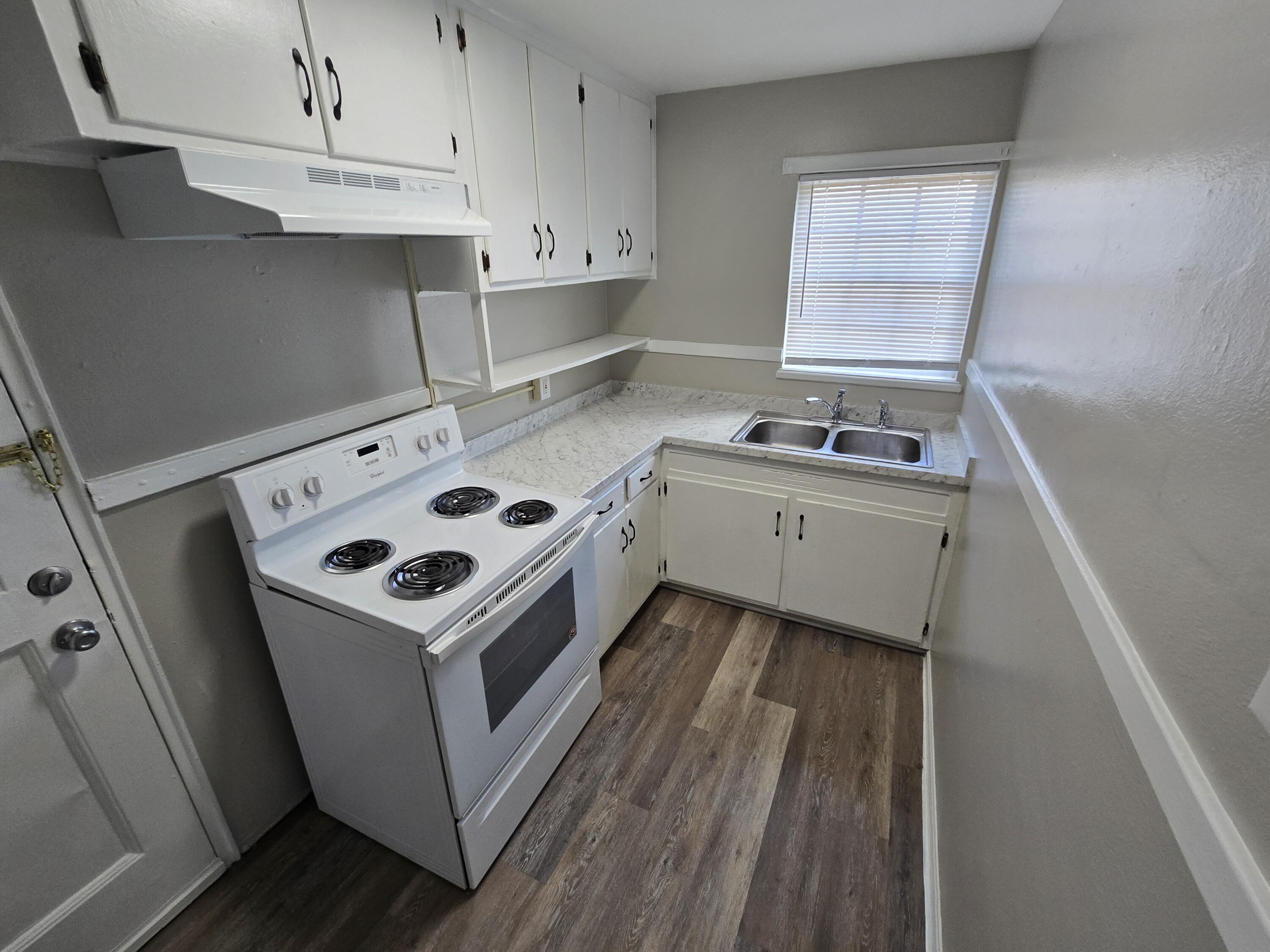 1716 Grandin Road Southwest, Unit 7 Roanoke, VA 24015 - Photo 6 of 15 20250908_140953