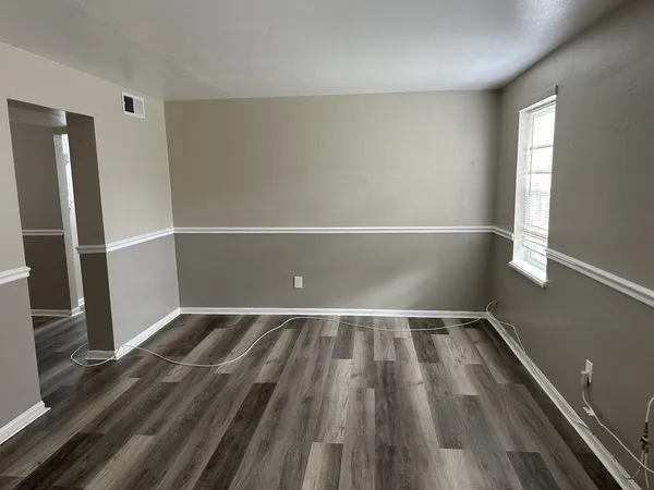 $1,095 | 1716 Grandin Road Southwest, Unit 7, Roanoke, VA 24015