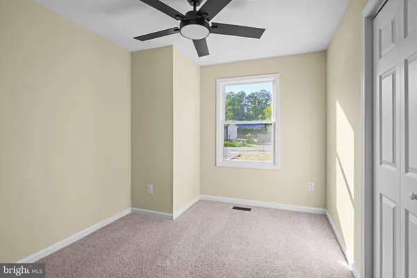 $338,500 | 26412 Hillendale Road, Hollywood, MD 20636