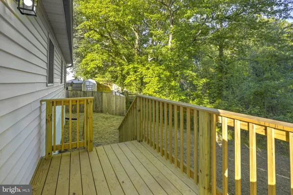 $338,500 | 26412 Hillendale Road, Hollywood, MD 20636