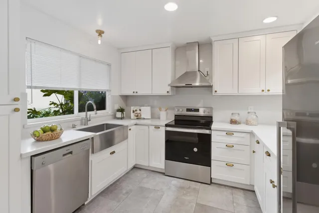 $1,349,000 | 986 Cartier Lane, Foster City, CA 94404