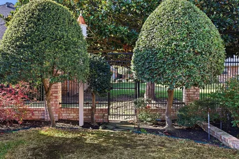 $749,000 | 5219 Briar Tree Drive, Dallas, TX 75248