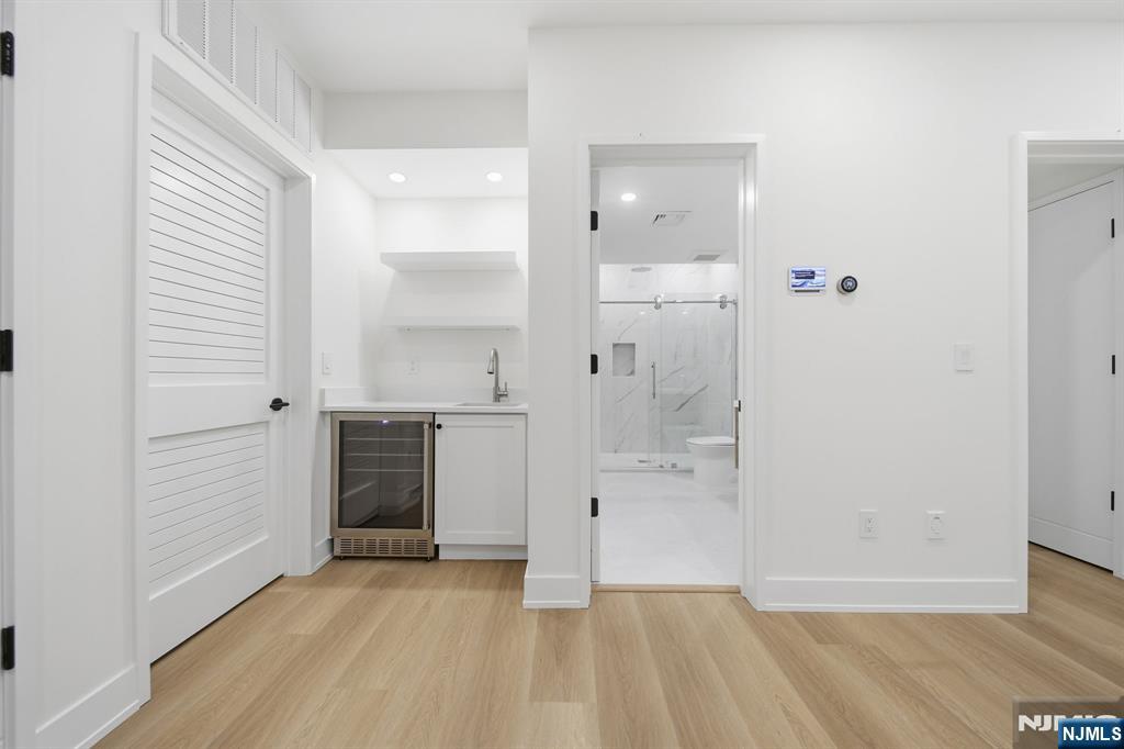 224 Riveredge Road Tenafly, NJ 07670 - Photo 28 of 39 Gallery Image 28