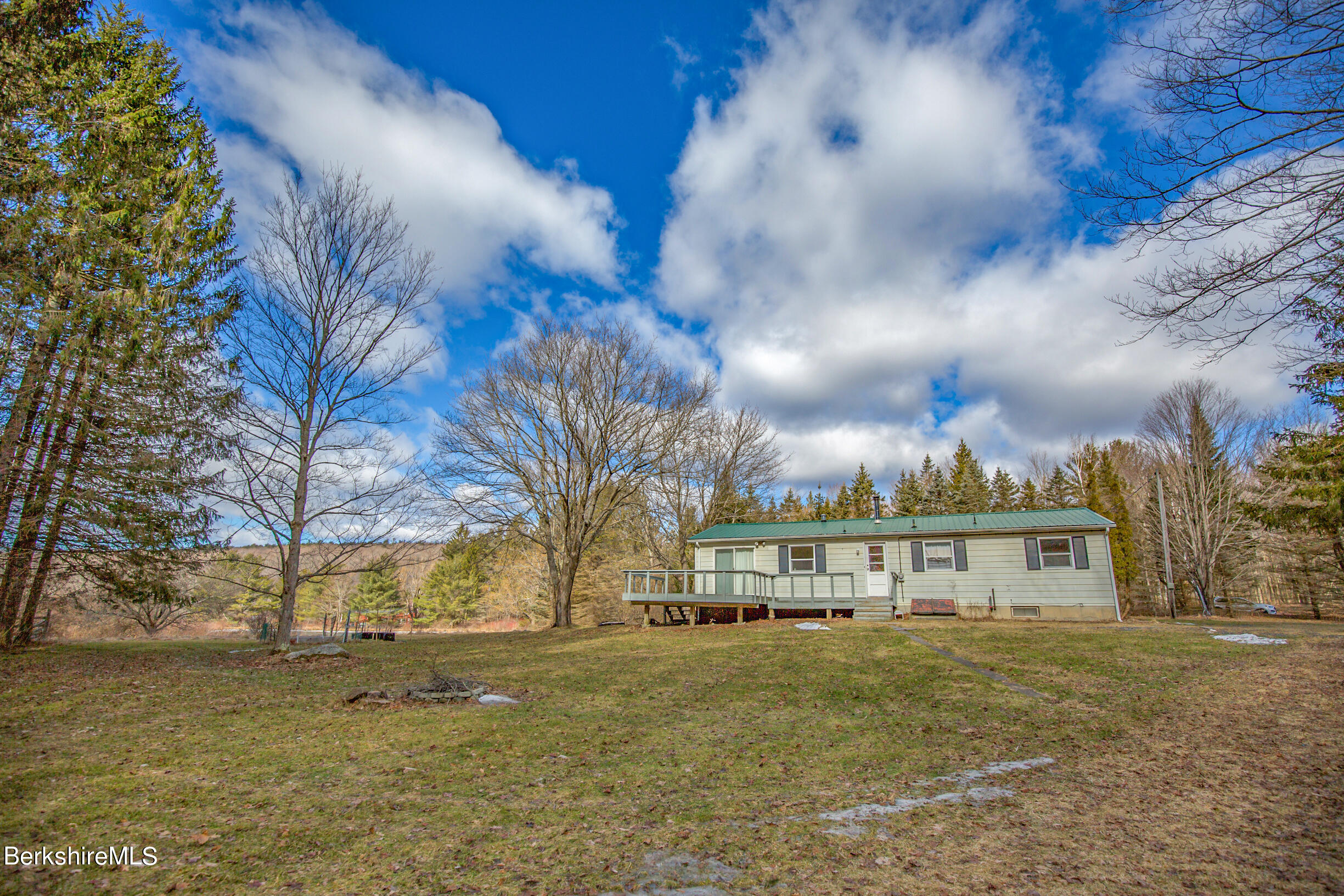 46 Middle Road Austerlitz, NY 12017 - Photo 2 of 39 Back of House