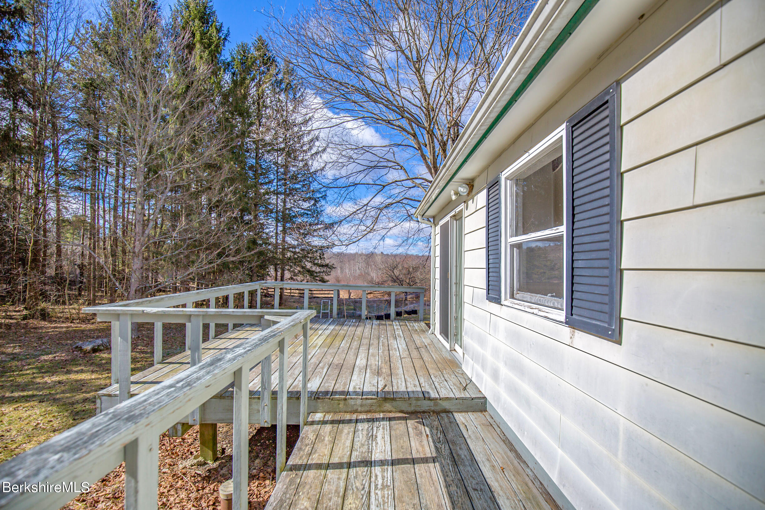 46 Middle Road Austerlitz, NY 12017 - Photo 4 of 39 Deck