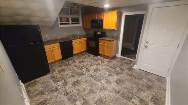 $1,750 | 413 Atwells Avenue, Unit 3, Providence, RI 02909