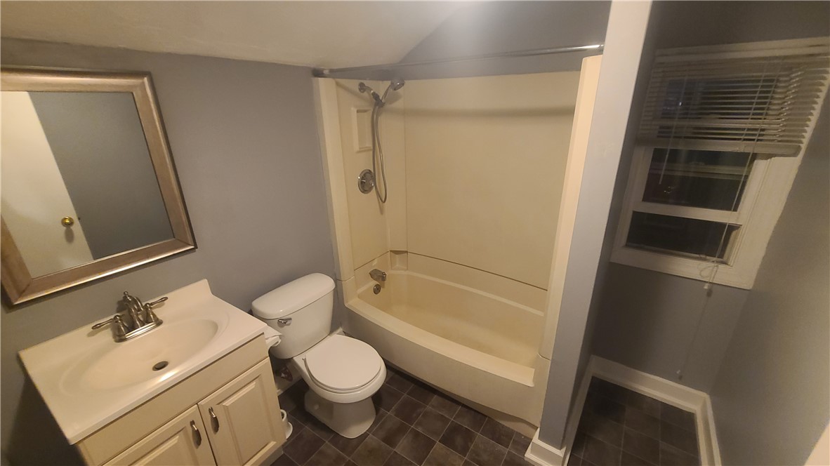 413 Atwells Avenue, Unit 3 Providence, RI 02909 - Photo 8 of 12