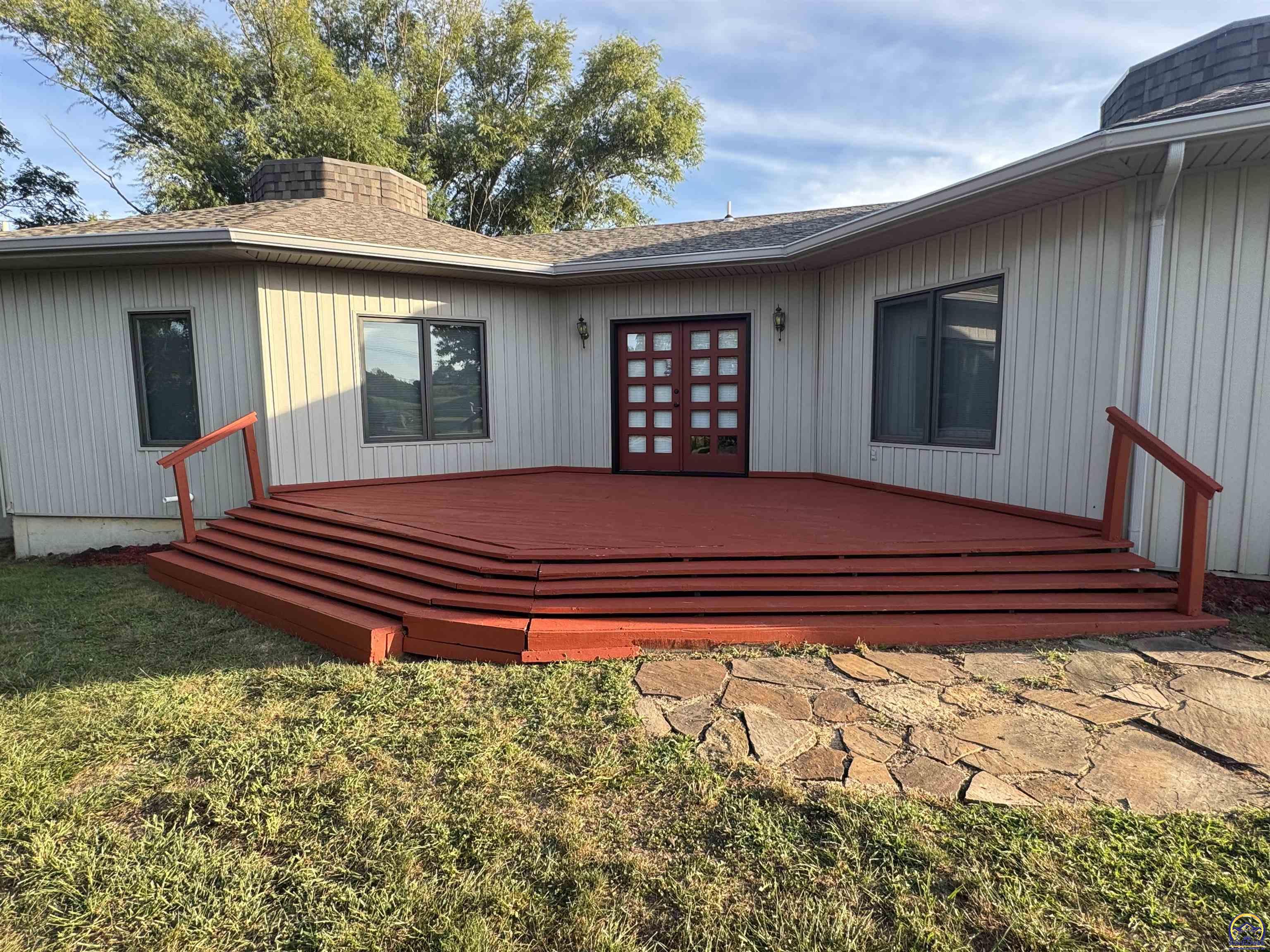 4504 Southwest Moundview Drive Topeka, KS 66610 - Photo 10 of 10