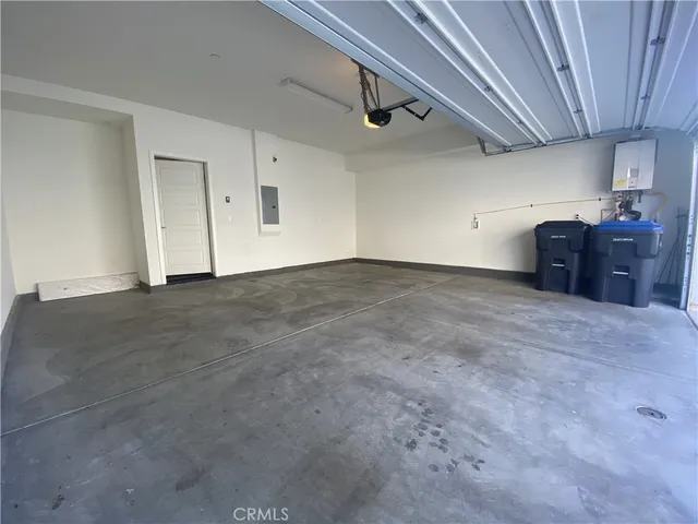a view of a livingroom with furniture