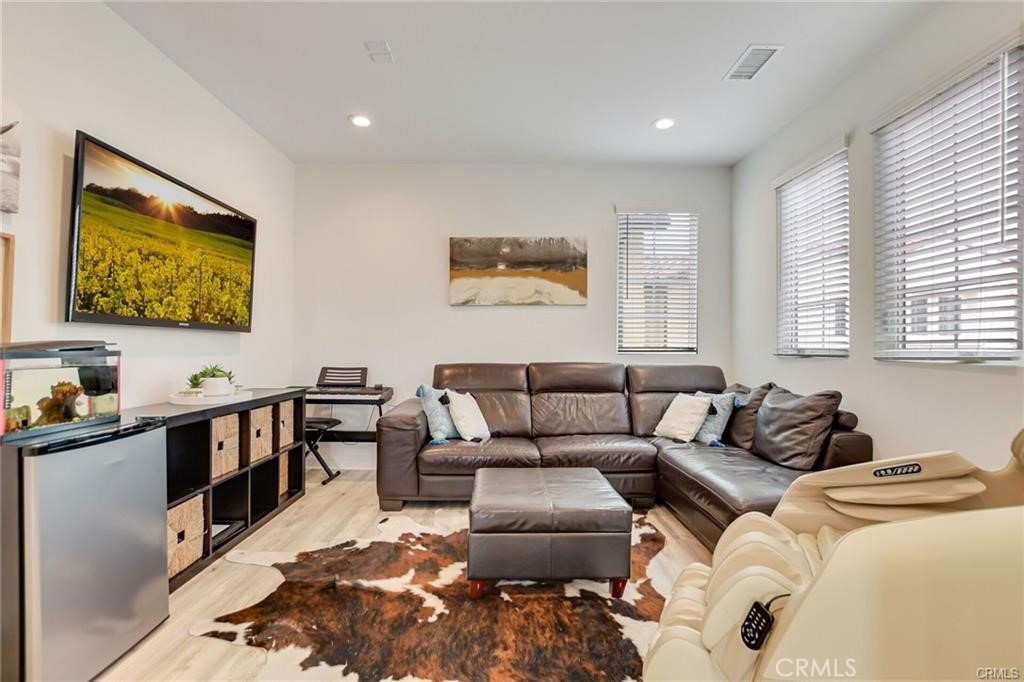 20831 West Acorn Porter Ranch, CA 91326 - Photo 19 of 45